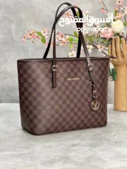  3 شنطة لويس فيتون و مايكل كورس حجم كبير ماستر كوبي فل تختيم جودة عالية تصميم ايقوني هي الاختيار الصح.