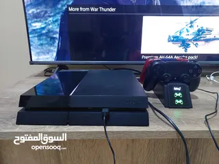  4 PS4 1TB with 2 controller, charging station and 1 CD