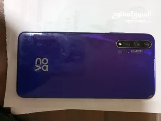  4 Huawei Nova 5t