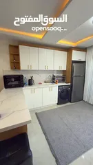  10 شقة ملوكية مفروشة للإيجار دقيقتين مشي للمنارة ووسط البلد