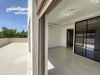  4 شقة طابقية (سكن خاص) للبيع بإطلالة (بانارومية) وجميلة جداً على السيتي مول وحدائق الحسين وقرب مكة مول