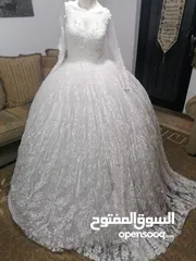  20 بدلات زفاف وخطبة وملون... فساتين زفاف وخطبة وملون وطرحات عروس وتوربان عروس
