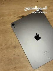  1 iPad Air 4 64 gigabytes