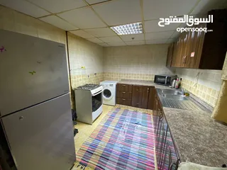  4 (محمد سعد) غرفتين وصاله مفروش للايجار الشهري بالقاسميه اطلاله مفتوحه رائعه مع فرش سوبر ديلوكس