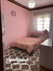  7 شقة في ابن النفيس طريق الشوك امام مستشفي السكر بأثاثها