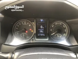  13 تويوتا تاكوما 2017  كابينة و نص مميز غيار عادي 4x4   بحالة ممتازة من المالك.