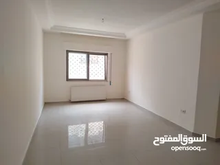  3 الرابية شقة لقطة للبيع قرب إشارة السفارة الصينية طابق ثاني