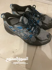  1 / احذيه اصليه ممتازه /Genuine comforting shoes