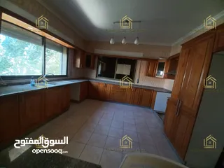  25 شقة طابقية - دابوق - 4نوم - 350م - ارضية - ترس - مدخل مستقل - قرب الخدمات -