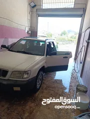  9 جيب سوبارو موديل 2000