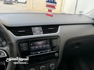  6 سكودا اوكاتفيا 1500 بنزين