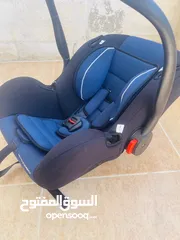  5 مقعد اطفال بحالة الجديد‎