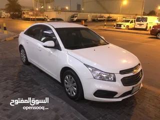  2 Chevrolet Cruze LS 2017