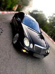  1 MERCEDES  BENZ  E200 KOMPRESSOR