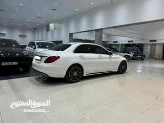 6 Mercedes Benz C-300 / 2021(White)