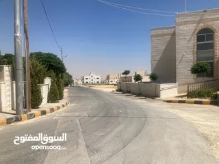  5 أرض للبيع منطقة جاوا