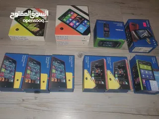  11 اجهزة مخزنة قديمة بالكرتونة لم تستخدم نهائيا مع كامل اغراضهم Samsung وNokia وmotorolla وغيرهم