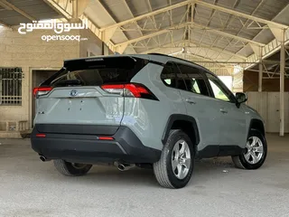  20 تويوتا راف فور ((2020)) XLE بيميوم، فل كامل، بطارية ليثيوم، فورويل، حرة، للبيع بسعر مميز..