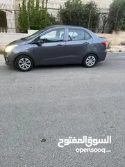  5 هيونداي i10أتوماتيك 2015
