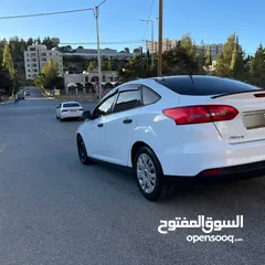  3 فورد فوكس للبيع