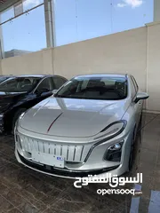  18 ‏ بتمشي في الشحنه 445 كم HONGQI E-QM5 2022 هونشي