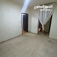  7 شقه للايجار في القويسمه  جبل الحديد بقرب من مسجد أبو انشيش