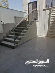  8 شقة فاخرة للبيع في الكرسي - قرب المخابرات 205م مع حديقة وترسات 130م تشطيب سوبر ديلوكس لم تسكن