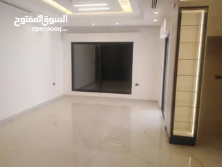  5 شقه للايجار في دير غبار المساحه 200م  ref13737