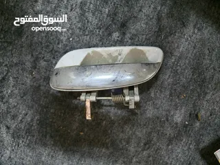  10 قطع متفرقة لسيارة اكس دي موديل 2001