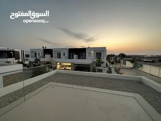  26 Ghadeer Villa in Al Mouj for sell