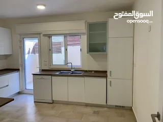  6 شقه في كومباوند السلام / حي السفارات/ الدوار الرابع / من المالك مباشره