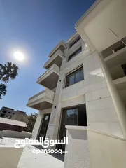 2 شقة فاخره 210 متر في حي الجامعة الاردنية بتشطيبات ومواصفات فخمه