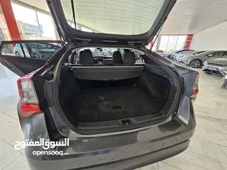  7 تويوتا بريوس 2021 فل بدون فتحه بطاريه ليثيوم اصلي