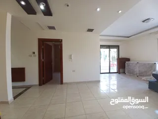  2 شقة غير مفروشة للايجار في الصويفية  ( Property 33702 ) سنوي فقط