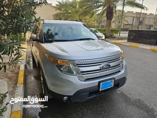 1 Ford explorer 2015 limited-II (highest  type with all options) 140000 Km
