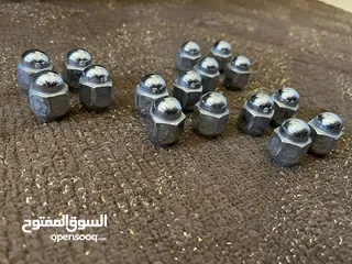  12 قطع ميتسوبيشي لانسر glx للبيع