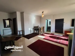  7 روف مميز للبيع في سطح مرحبا قرب الأرصاد الجوية