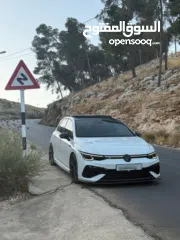  4 Volkswagen Golf R – 320 حصان model 2021