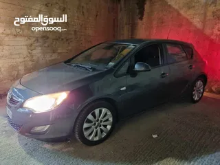  3 اوبل استرا 2011