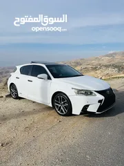  2 Lexus ct 200h f sport 2015