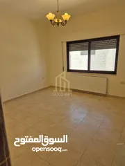  3 شقة مميزه للبيع طابق ثالث 230م في أرقى مناطق دير غبار/ ref 9061