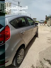  3 فورد فيستا