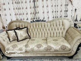  1 طقم ضيوف شبه جديد