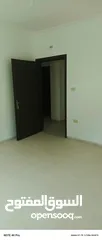  15 شقه ارضيه للبيع
