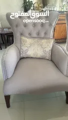  5 طقم كنب 7 مقاعد بحاله ممتازه