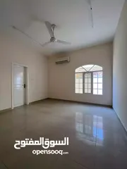  7 غرف للعوائل والموظفات في الحيل الشماليه خلف مستشفى ابولو