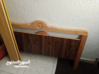  1 تخت مفرد ونص