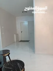  2 شقه للبيع راس الجوره دوار مرارعمارة الصفا