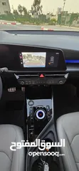 9 Kia Niro HYBRID