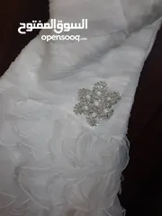  2 فستان زفاف لبسه واحده